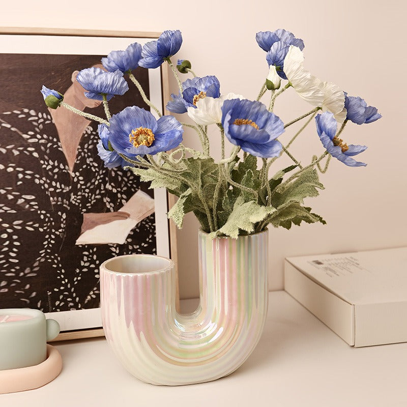 Porcelain U-shaped Vase
