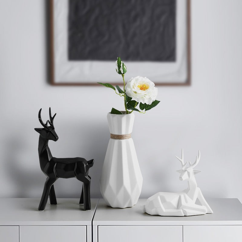 White & Black ELK Set