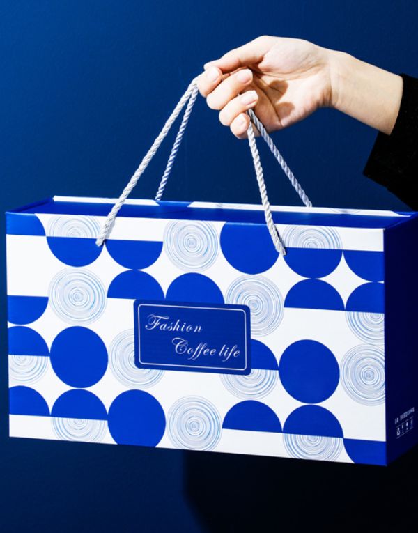 Porcelain Blue & White Cup with Gift Box Set