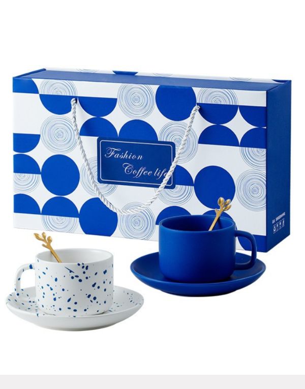 Porcelain Blue & White Cup with Gift Box Set