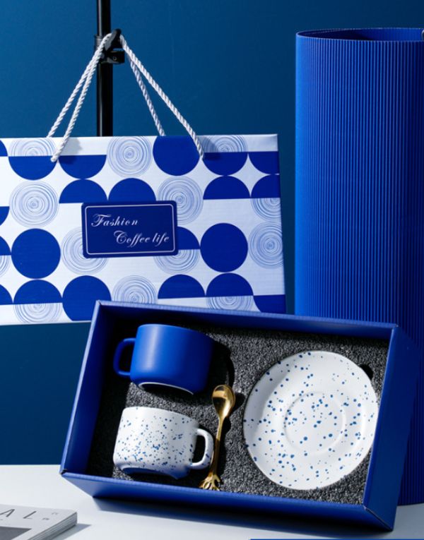 Porcelain Blue & White Cup with Gift Box Set