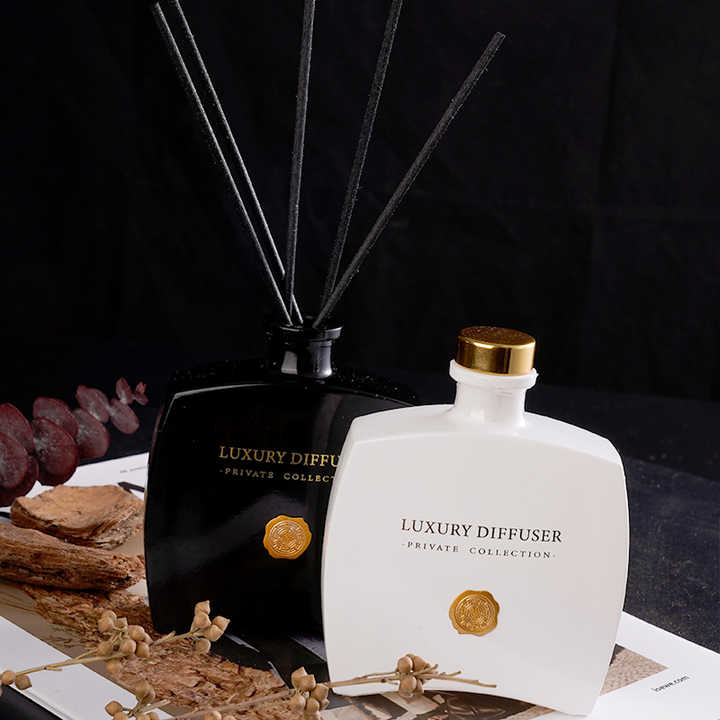 Black & White Luxurious Diffuser, Air Fresh Fragrance Aroma Reed Diffuser