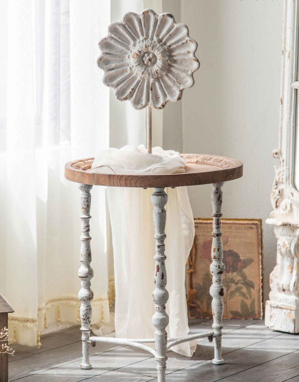 French Retro Solid Wood Coffee Table French Retro Solid Wood Coffee Table