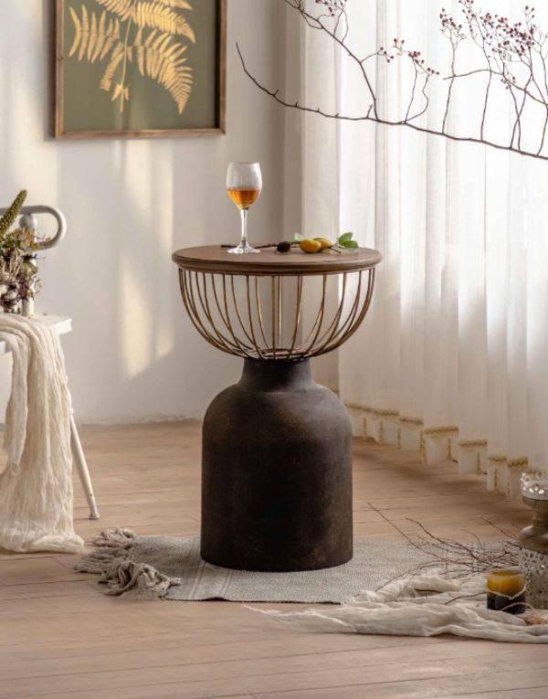 Metal aged size round table