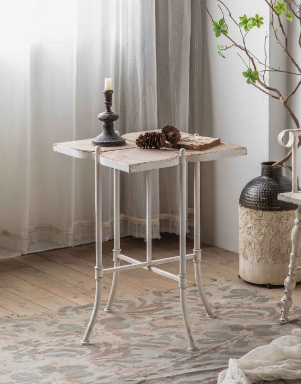 Modern Four-Leaf Clover Shaped End Table