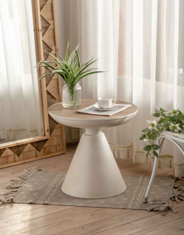 Elegant Design Tea Table
